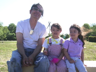Blog Day-4 Daddy, Ayumi & Kyoko.JPG