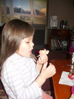 thanksgiving dinner ayumi eating ham.jpg